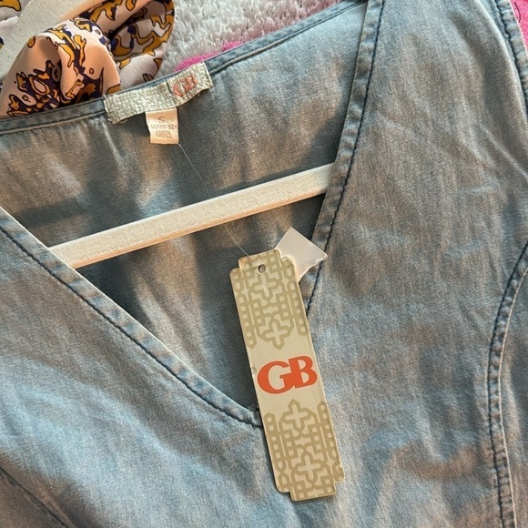 NWT- GB shirt- size small (runs a little small) -light blue - Picture 3 of 4